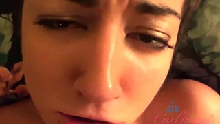 Lily is a squirting machine!