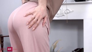 Bf Saw A Skinny Teen 18+ With A Sex Toy, Fucked Her And Creampied