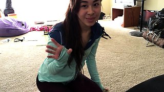 Japanese teen uses toys to pleasure pussy