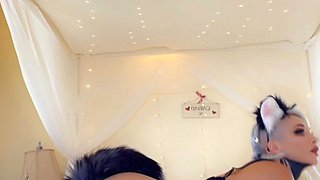 Ass and pussy toying sexy solo babe in close up masturbation