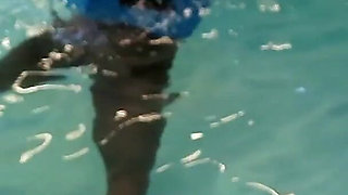 Flashing in the Second Hand Shop 01 & Learning to Swim, Lesson 02