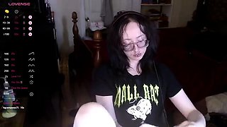 Brunette Solo Webcam Masturbation