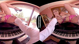 Qweer: Blowjob, Cowgirl  Amateur VR Porn