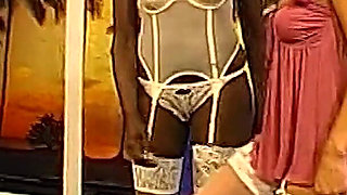 Ggg - Wet Pissing Orgy with Horny Babes Sucking Cocks