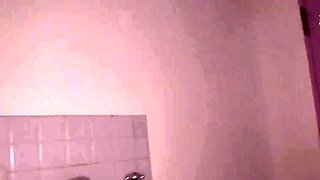 Amateur milf doing a blowjob ending in a facial