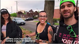 Petite Amateur Hottie Squirts During Ffmm Foursome