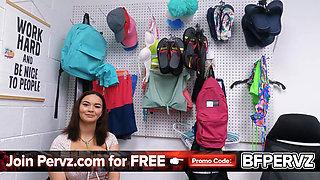 Thicc Shoplifter Lets Perv Officer See Her Big Tits and Creampie Her on His Desk