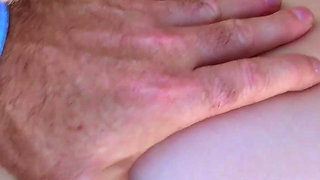 Watching dude fucks blonde MILF on the beach