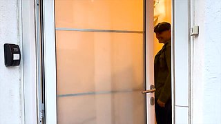 A girl from a wealthy family had desires for domination... - Jacquie et Michel TV