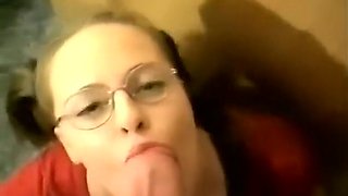 Queeny Love - Blowjob In Glasses