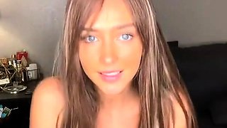 Emo teen Becka solo webcam masturbation