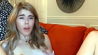 Cute amateur webcam teen girl toying pussy on webcam