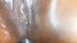 This Girl Can Make Any Strong Men Lose His Mind. Her Waist Spins Like a Propeller