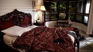 Erotic Swap Encounter with Lily Carter's Sultry Temptation