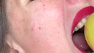 Swallow Bite Seduction POV