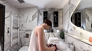 Inviting girlie - leon lambert action - Leons TV