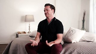 Flashy Kyle Mason and Kylie Rocket at clit rubbing scene