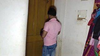Desi Village Bhabhi Devar Sex - Indian Aunty Homemade 69