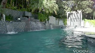 Gorgeous bimbo filthy xxx video