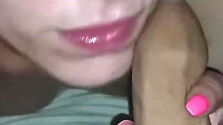 Cock Sucking MILF Deepthroat