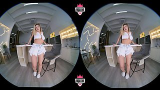 Close up with teen blonde sex doll rubbing her cunt