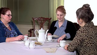 Amateur Mature MILF Striptease On Webcam