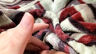 Left-Handed Solo Female Orgasm for the First Time