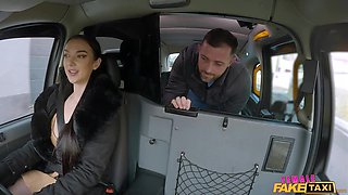 Tempting MILF coquette Lady Gang thrilling sex scene