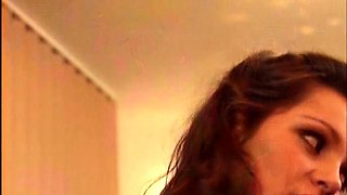 Amateur blondes pov blowjob and hardcore fun with lucky dude