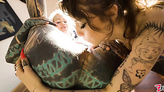 Hardcore Tattoo Lesbians - Anuskatzz and Eden Ivy Rough Anal Fucking, Squirting, ATM Action