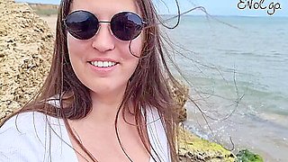 A Walk On The Beach Ended With A Blowjob And Cum On My Tits