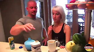 Naughty Blonde Amateur Gets Hard Fucking and Cumshot in German