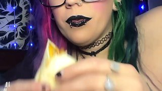Hot amateur webcam teen masturbates for their fans