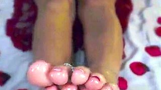 Maitresse Madelines solo foot fetish POV
