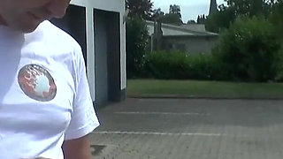 Gothic Linda Outdoor Creampie Gangbang