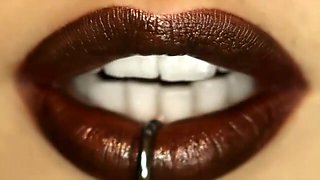 London Keyes Humping In The Sofa With Her Black Hair