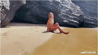 She Made Me Cum In Less Than A Min At The Public Beach