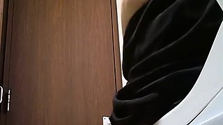 Brunette Solo Webcam Masturbation