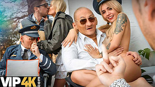 Hot Blonde Cheats On Boyfriend With Old Veteran Daddy - Luna Bbunny Fucked Hard HD