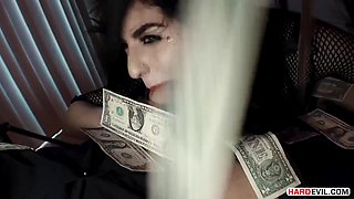 Keira Croft Stripteases Before Rough Threesome Double Penetration