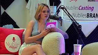 Romanian amateur webcam teen masturbate