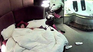 Ma chienne french amateur couple hidden cam 1