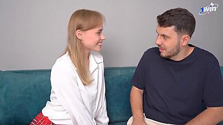 Hottie Schoolgirl Mari Moore Russian Porn