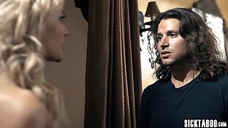 Teen grabbed the chance and got fucked