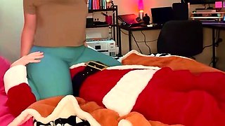 Amateur with big ass blowjob before getting licked